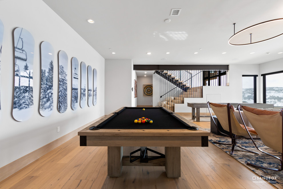 Photo of a contemporary games room in Salt Lake City.