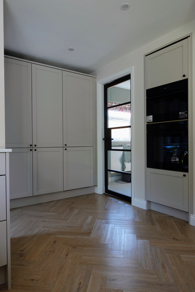 The Lutterworth Kitchen - Gaddesby Balham - RRP £27,900 - Luxe Price £22,800