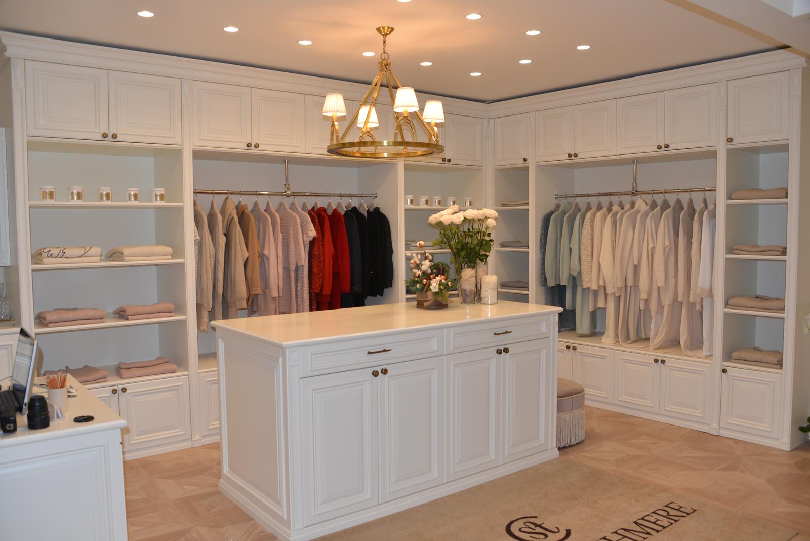 Интерьер шоу-рума, ул. Рочдельская