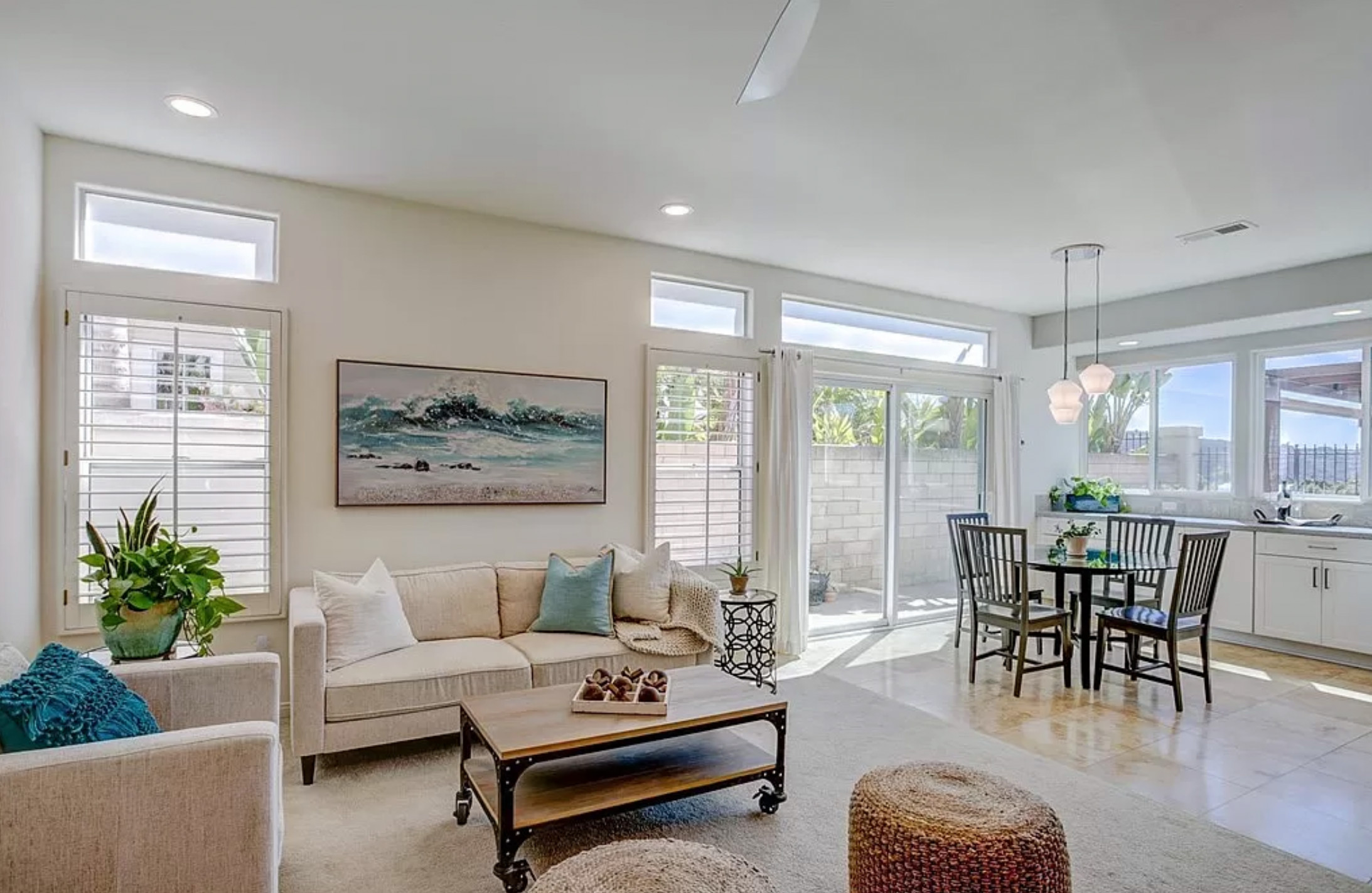Carlsbad CA Home staging 2-22