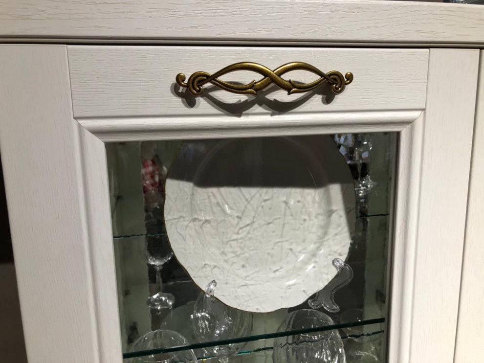 стекло и ручка