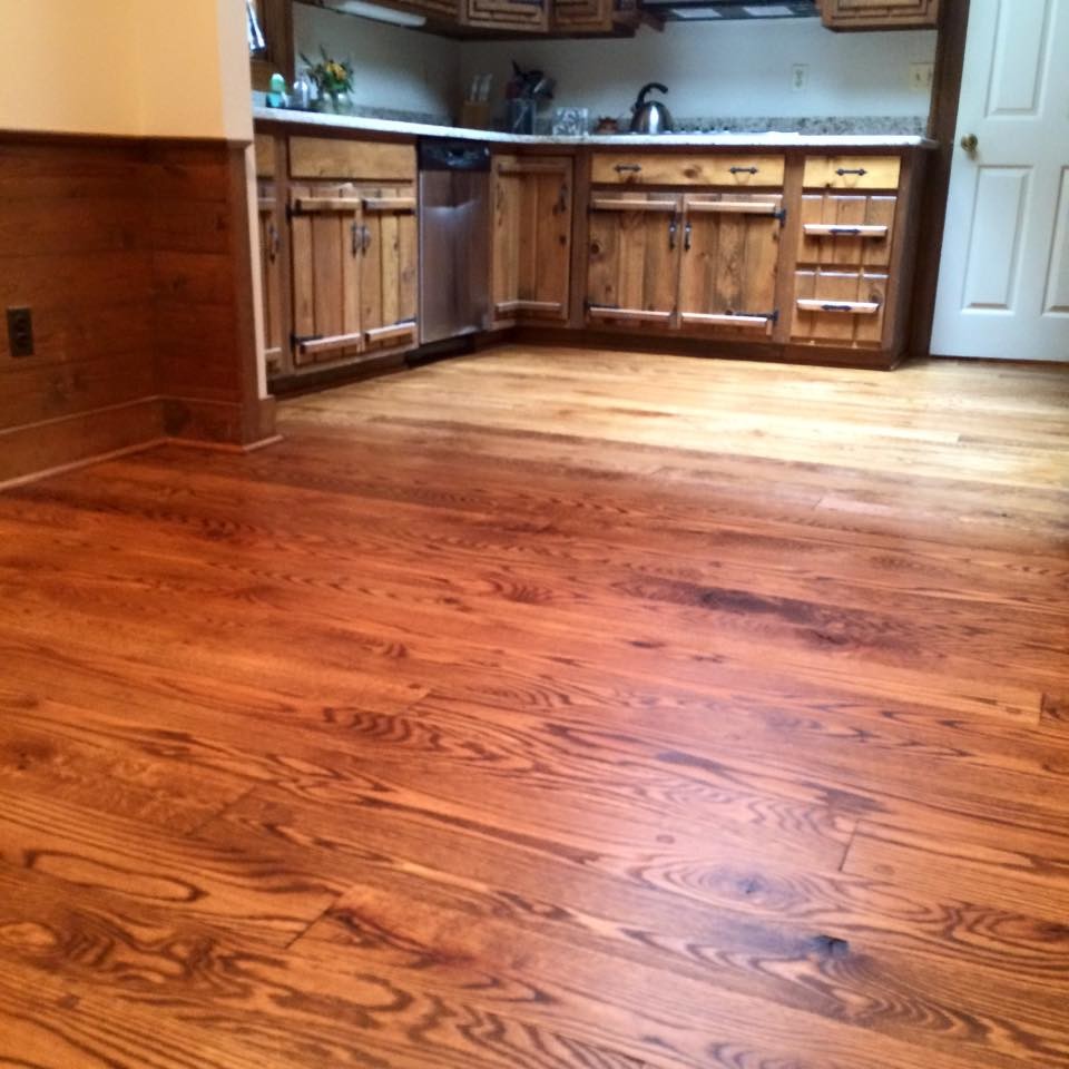 Kitchen - rustic kitchen idea in DC Metro