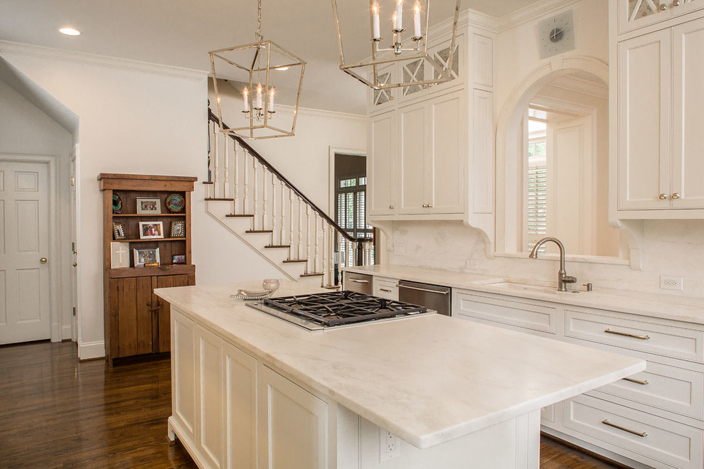 Inspiration for a transitional kitchen remodel in Atlanta
