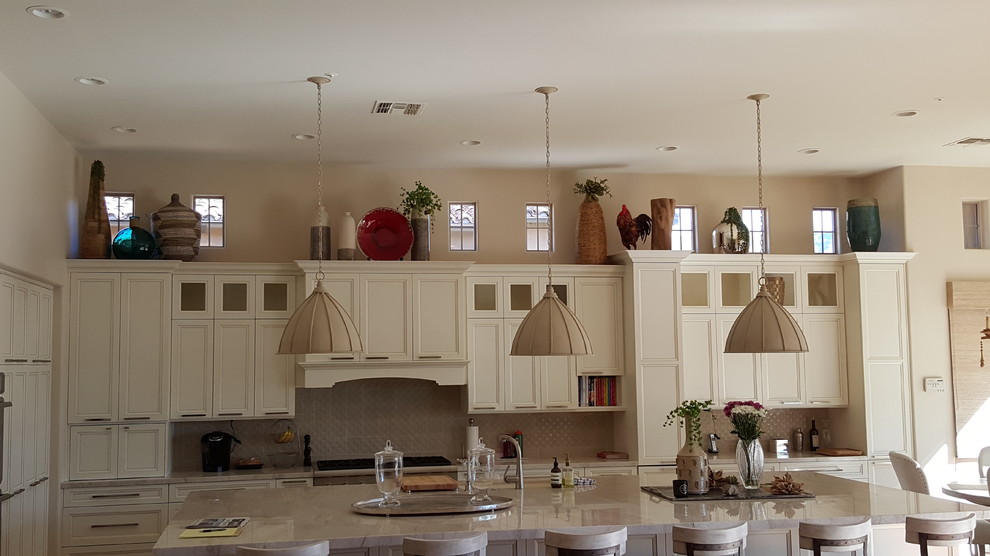Inspiration for a transitional kitchen remodel in Orange County