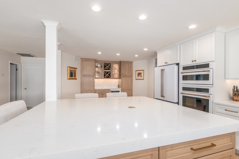 Inspiration for a transitional kitchen remodel in Phoenix