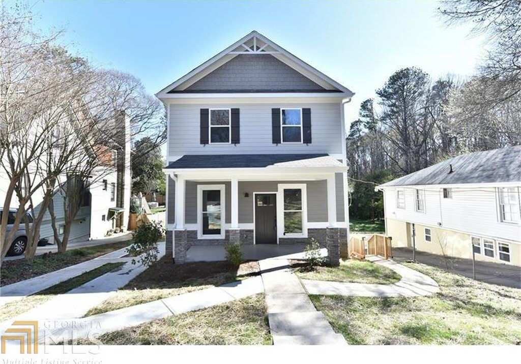Hickory St