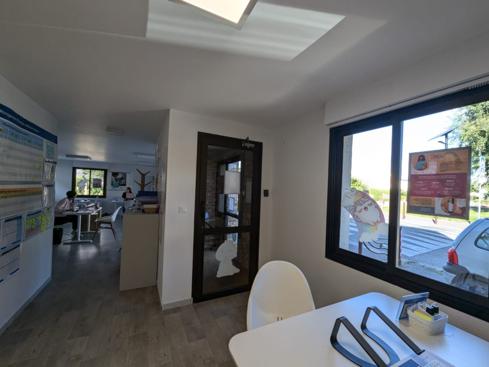 Projet des Prés - Rénovation d'une agence et création de nouveaux bureaux