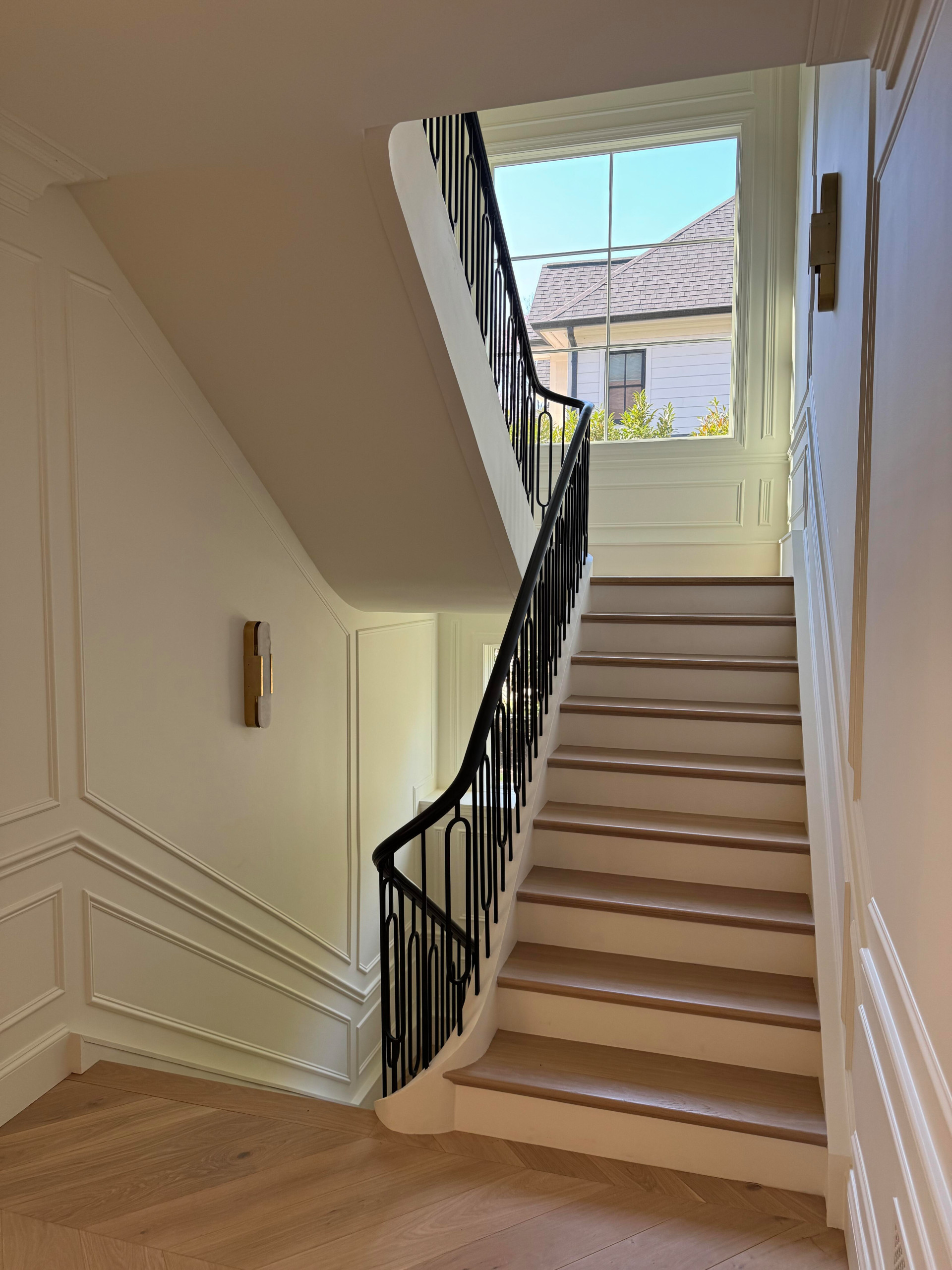 134_Stunning Straight Stair with an Elliptical Twist, McLean, VA 22101