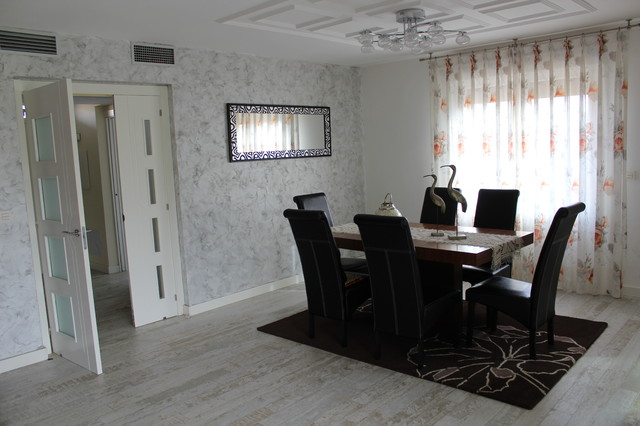 Sal&oacute;n-comedor nyklassisk-matplats