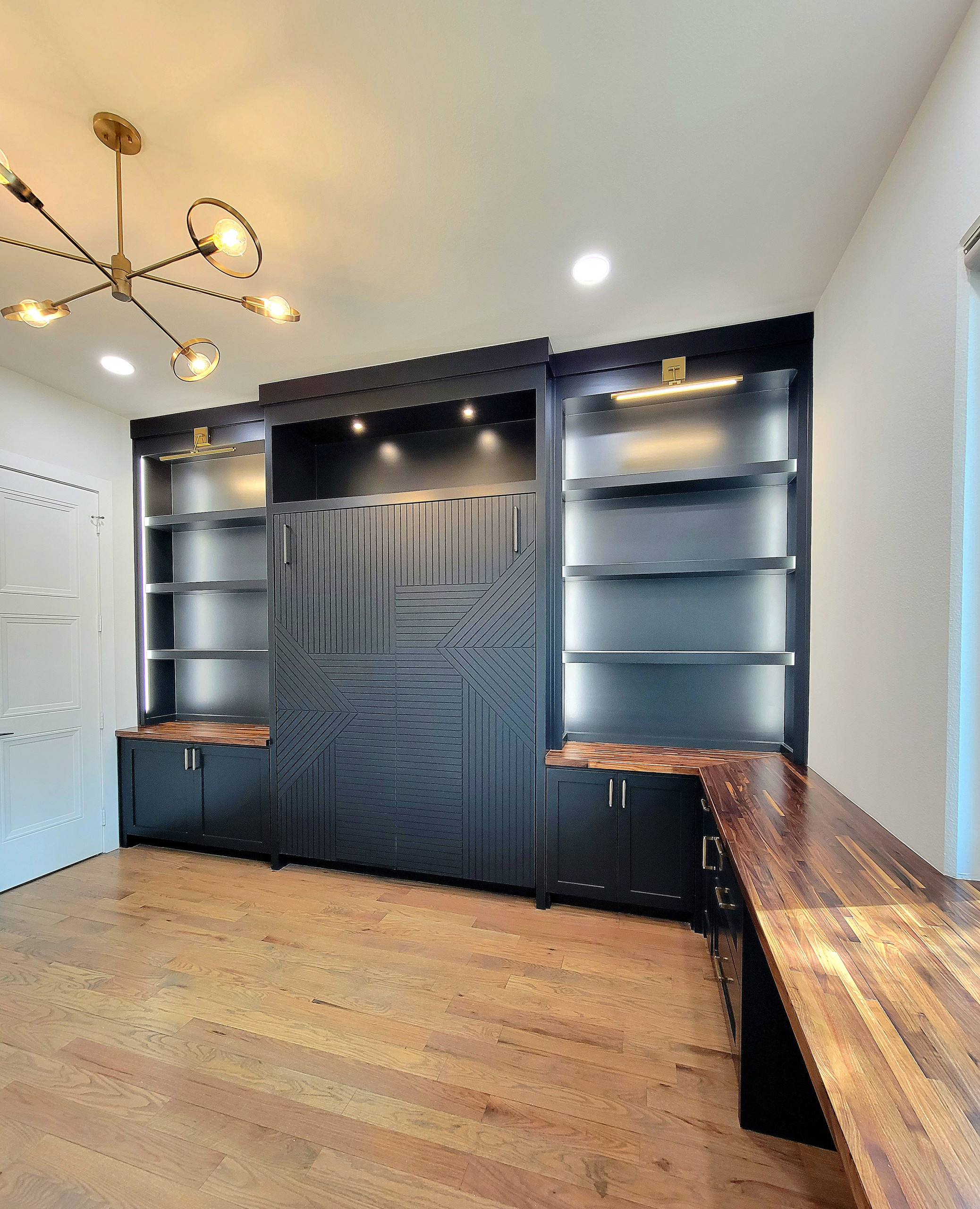 CUSTOM MURPHY BED