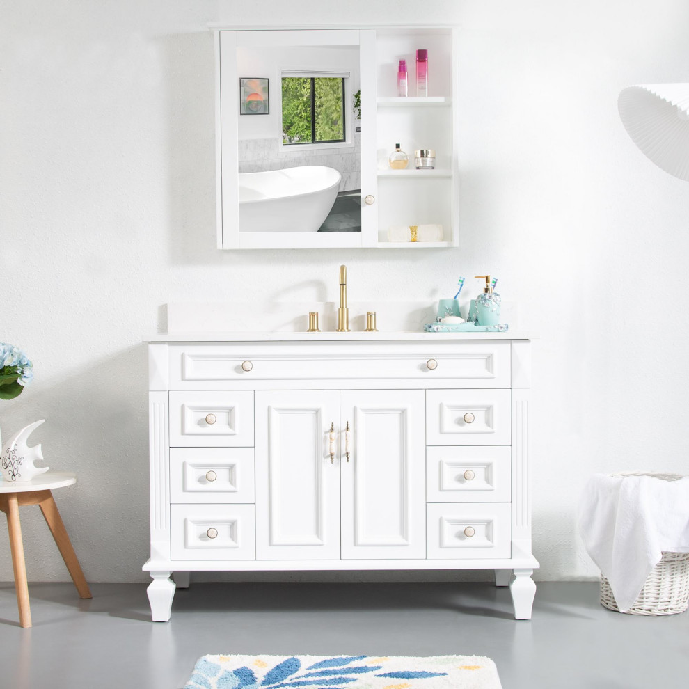 Imagen de cuarto de baño único y de pie vintage grande con armarios con paneles empotrados, encimera de mármol, encimeras blancas y puertas de armario blancas