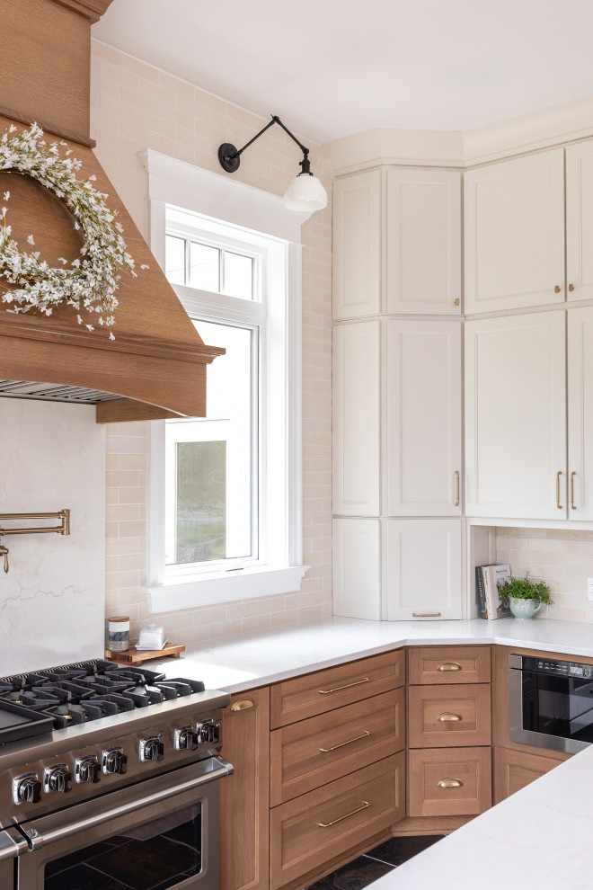 Siler City Home - Farmhouse - Kitchen - Raleigh - by Ida Hernandez