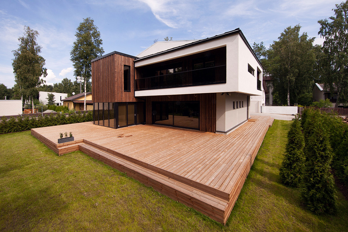 Дом в пригороде