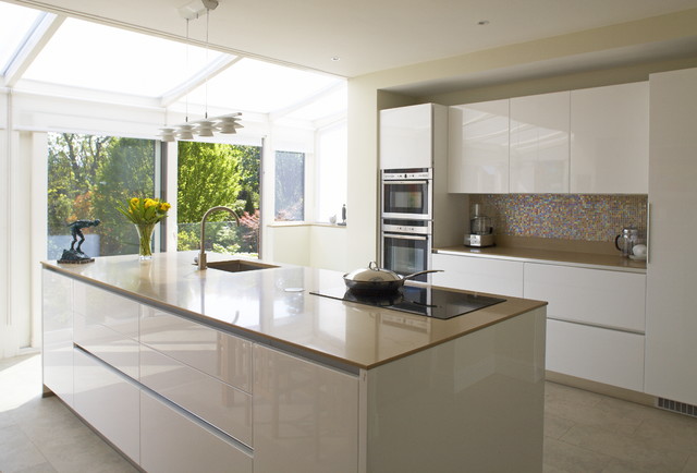 Contemporary Kitchen modern-kueche