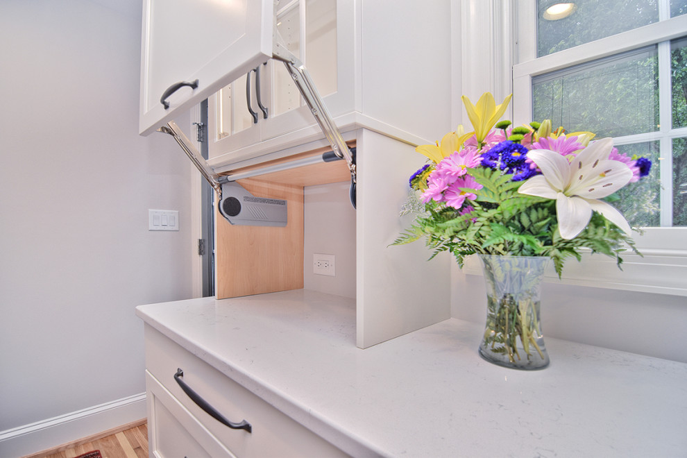 Inspiration for a transitional home design remodel in Charlotte