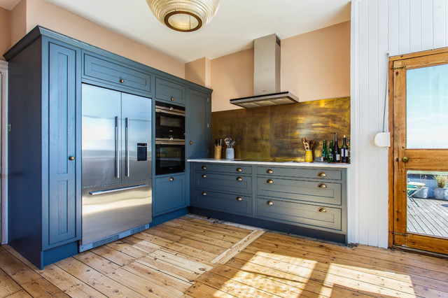 Cooking area traditional-kitchen