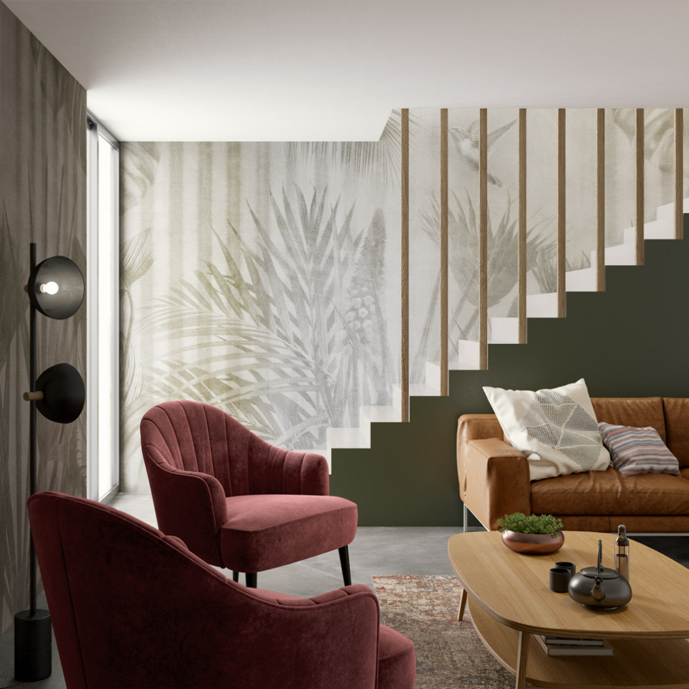 Gerade, Geräumige Moderne Holztreppe mit gebeizten Holz-Setzstufen und Tapetenwänden in Sonstige