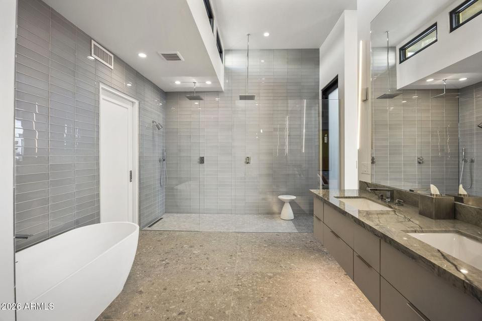 Paradise Valley, AZ 4 Bedroom, 3.5 Bath