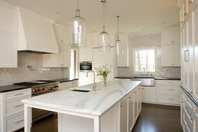 Example of a transitional kitchen design in Birmingham