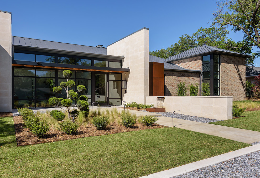 Royal Crest Contemporary Dallas by ICF Custom Homes