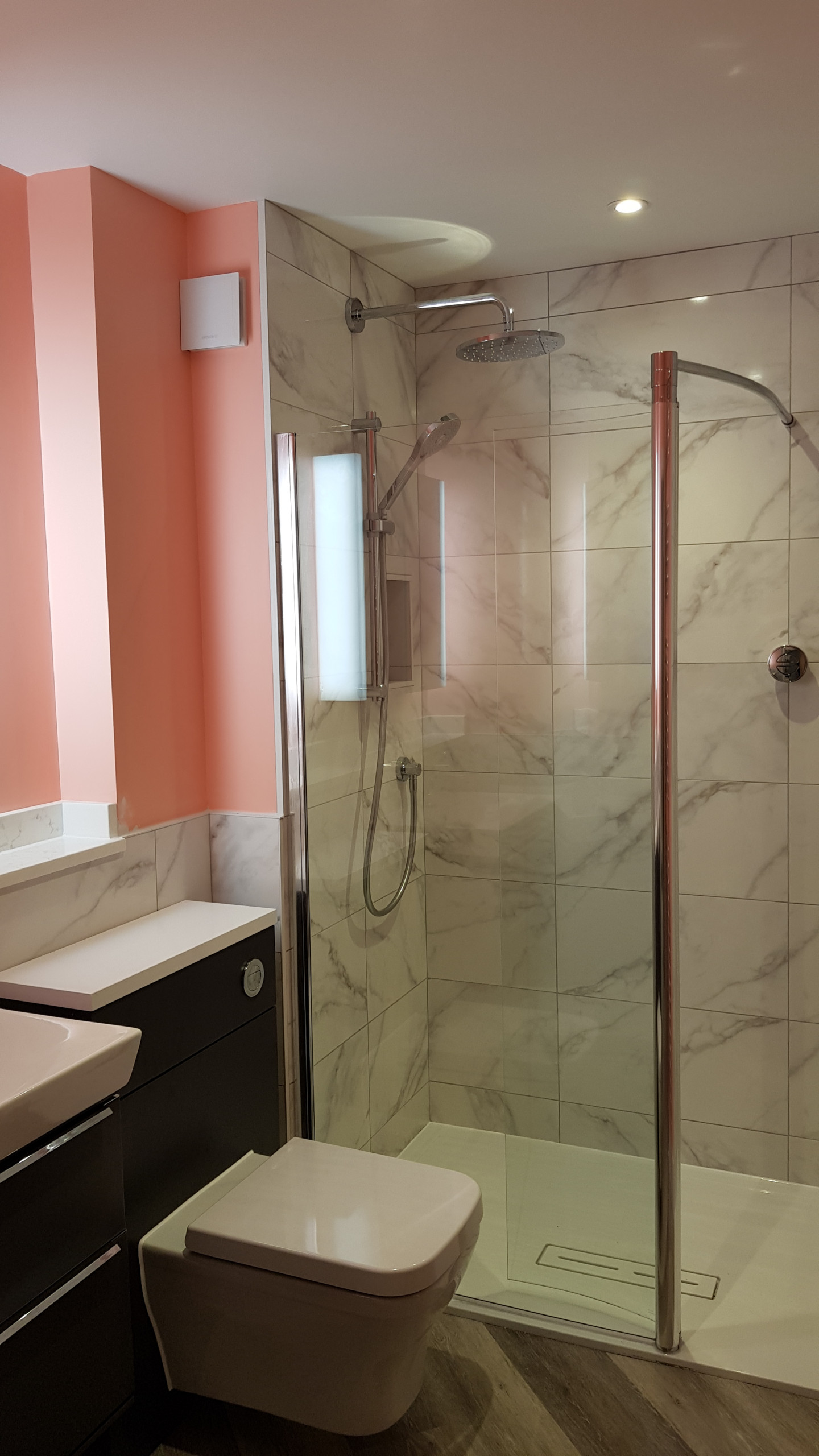 Double bedroom and family bathroom