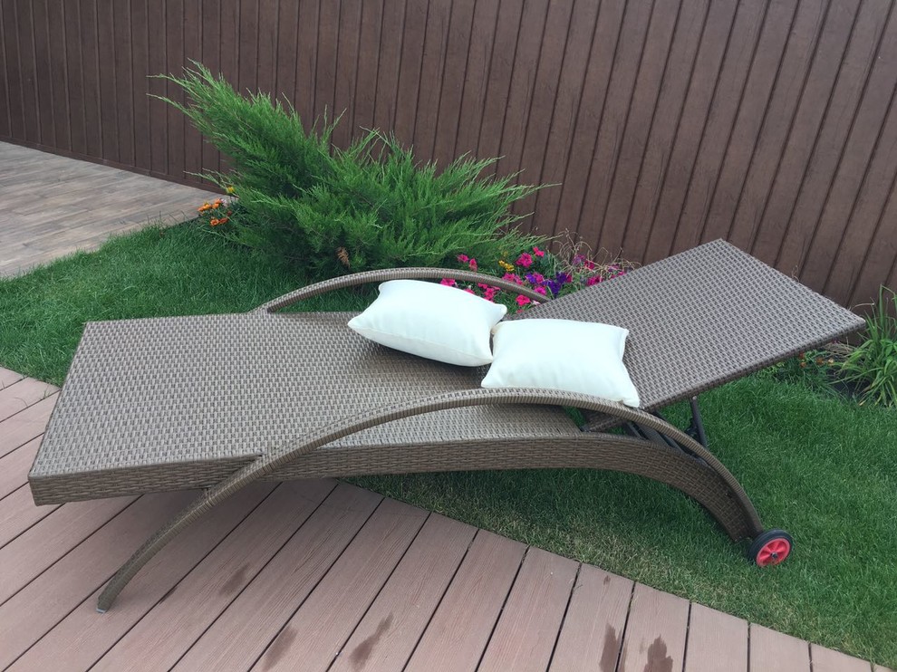 Оснащение зоны отдыха у бассейна