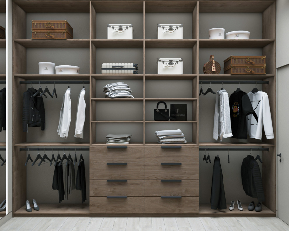 Двухэтажный частный дом со вторым светом.