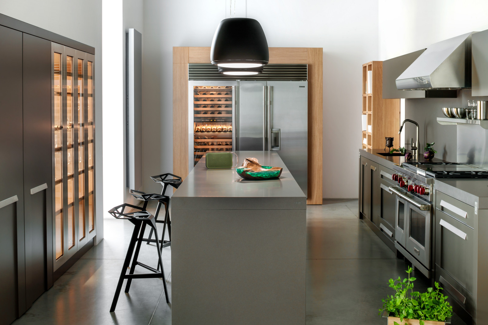 Винные шкафы в интерьере