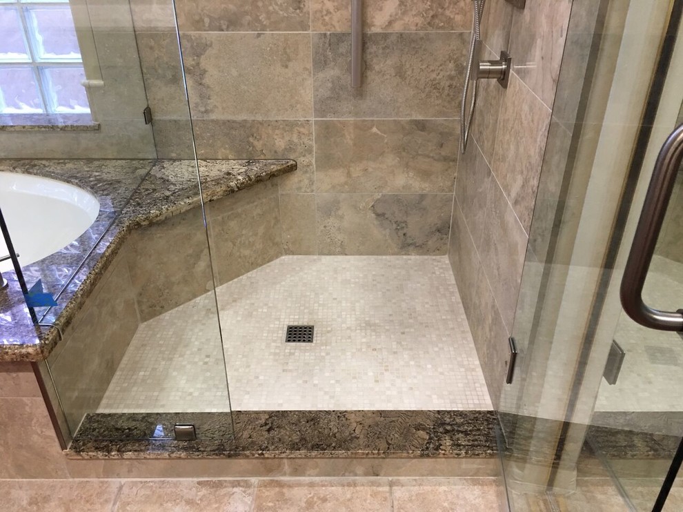 Example of a mountain style bathroom design in Phoenix