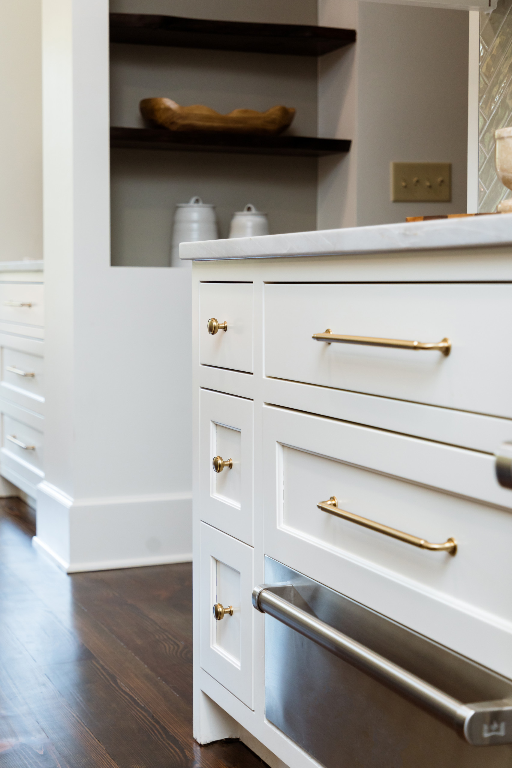 KENNESAW Modern Farmhouse