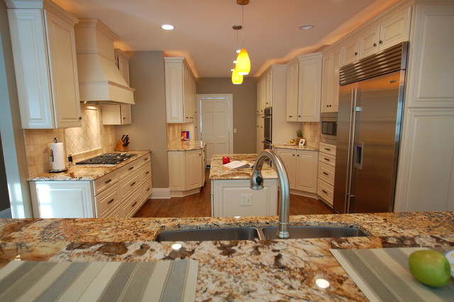 Transitional Kitchen transitional-kitchen