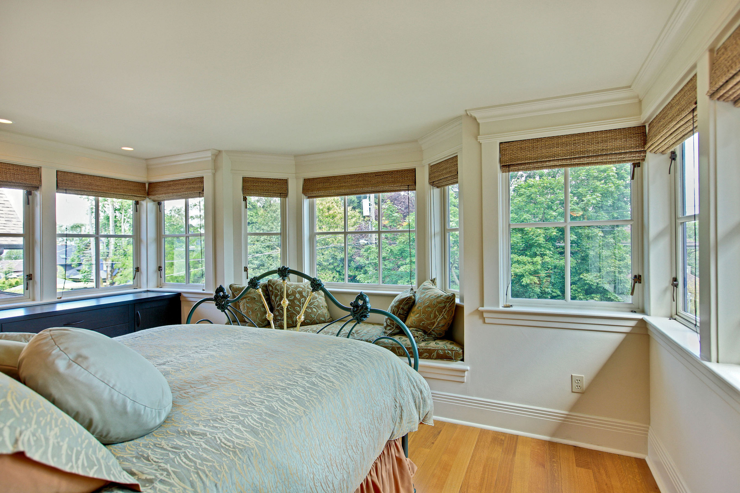 1904 Capital Hill Traditional