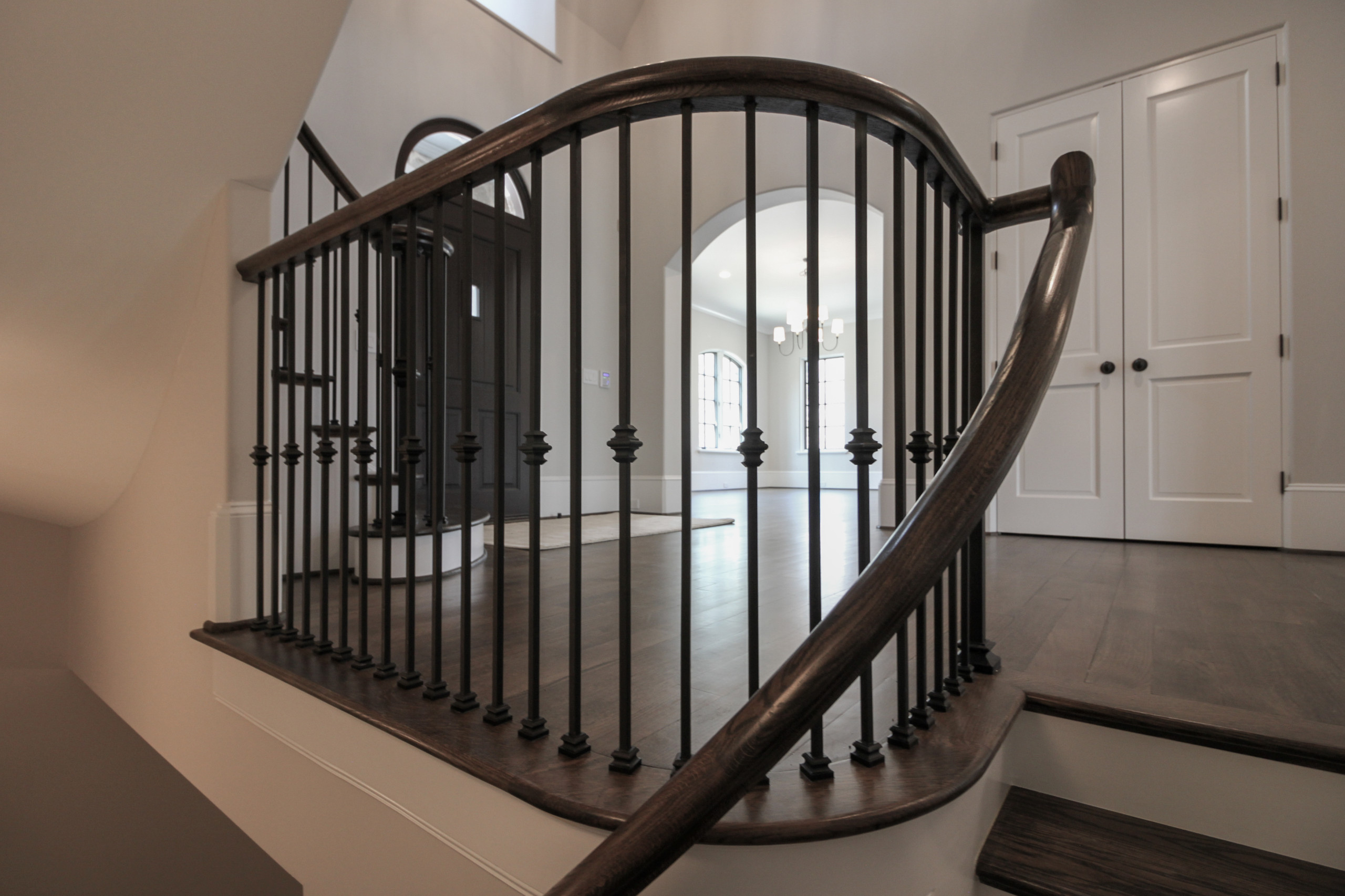 86_ Gorgeous Floating Curved Staircase, McLean VA 22066