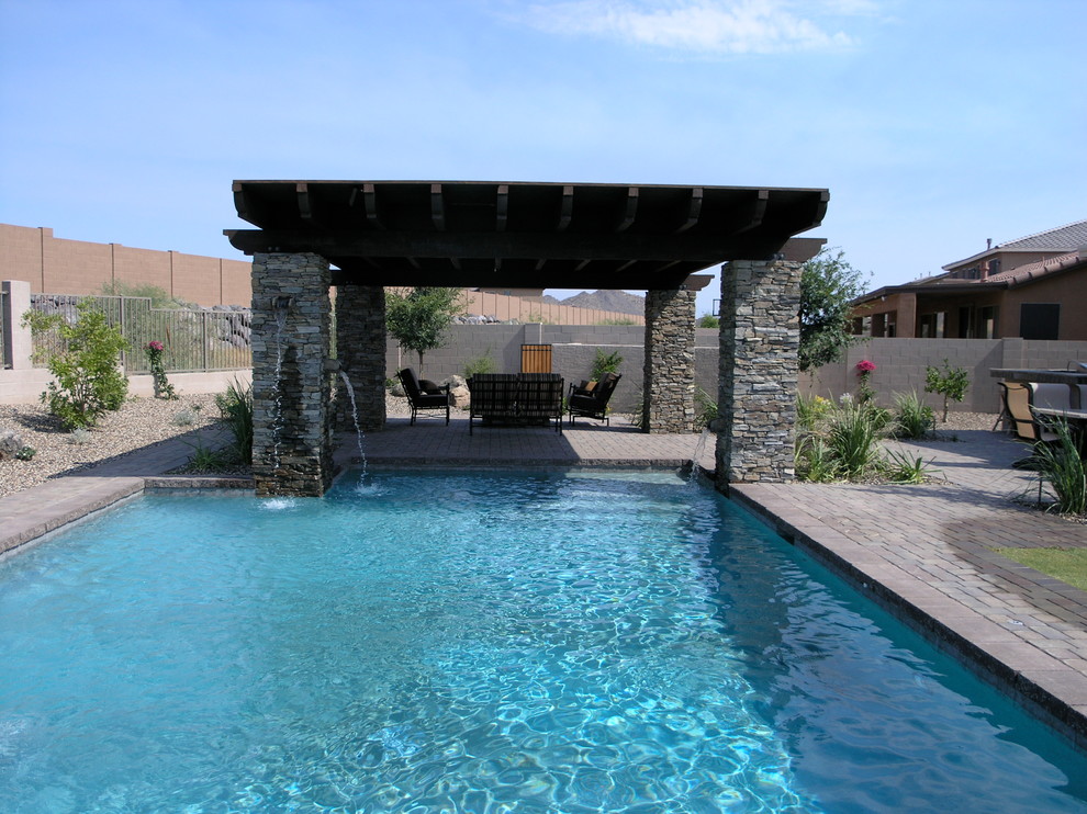 Inspiration for a transitional pool remodel in Phoenix