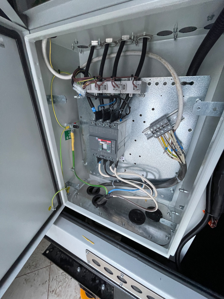 КП Медисон Парк (Дизель генератор 50 кВт)