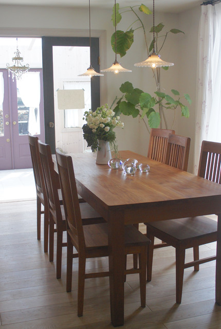 子育ての平屋 shabby-chic-style-esszimmer