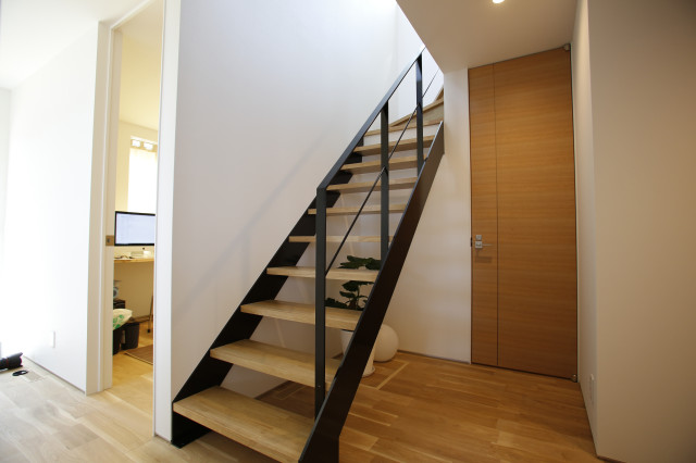鉄骨階段 moderne