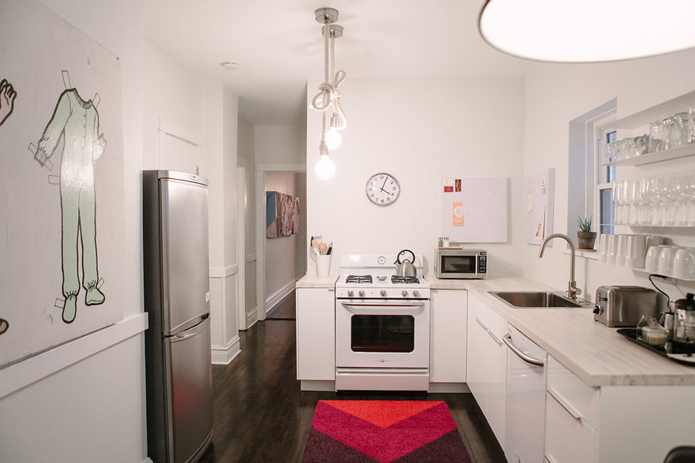 Inspiration for a transitional kitchen remodel in Chicago