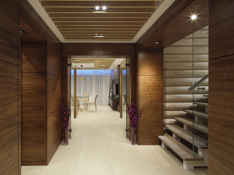 This is an example of a contemporary hallway in Moscow.