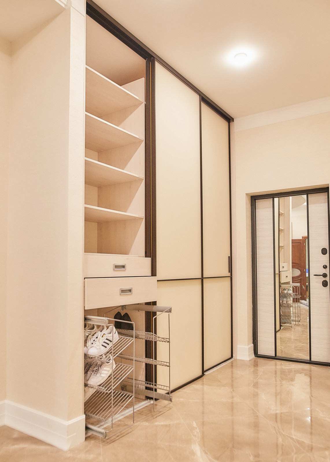 Шкаф-купе raumplus