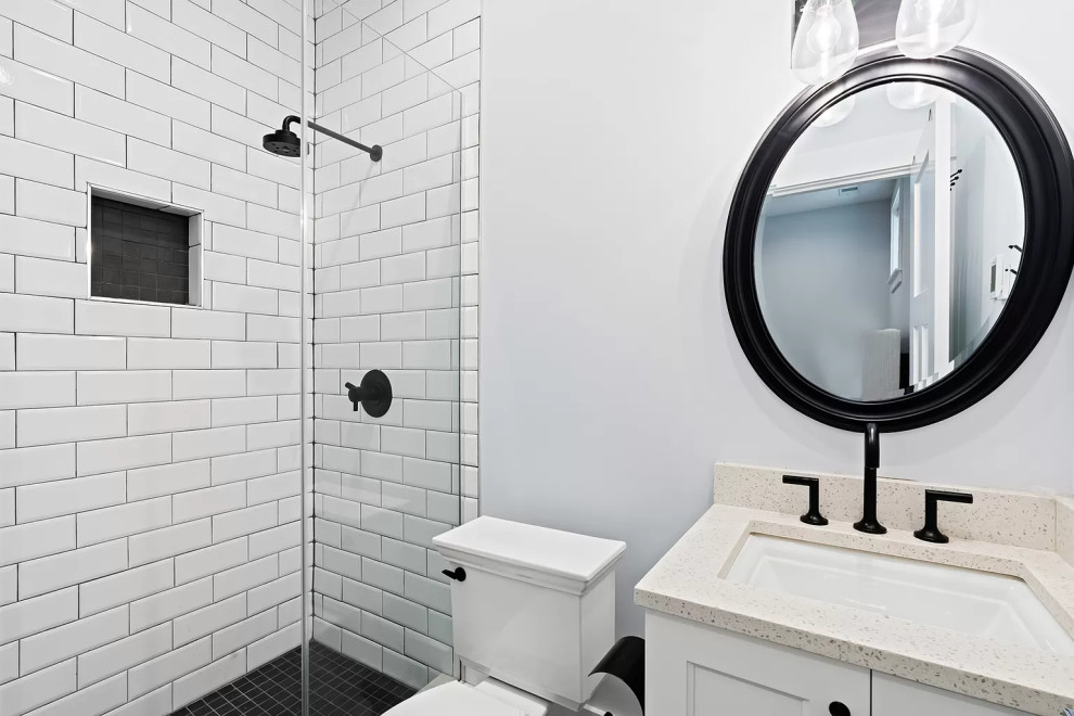 Bathroom - transitional bathroom idea in Chicago