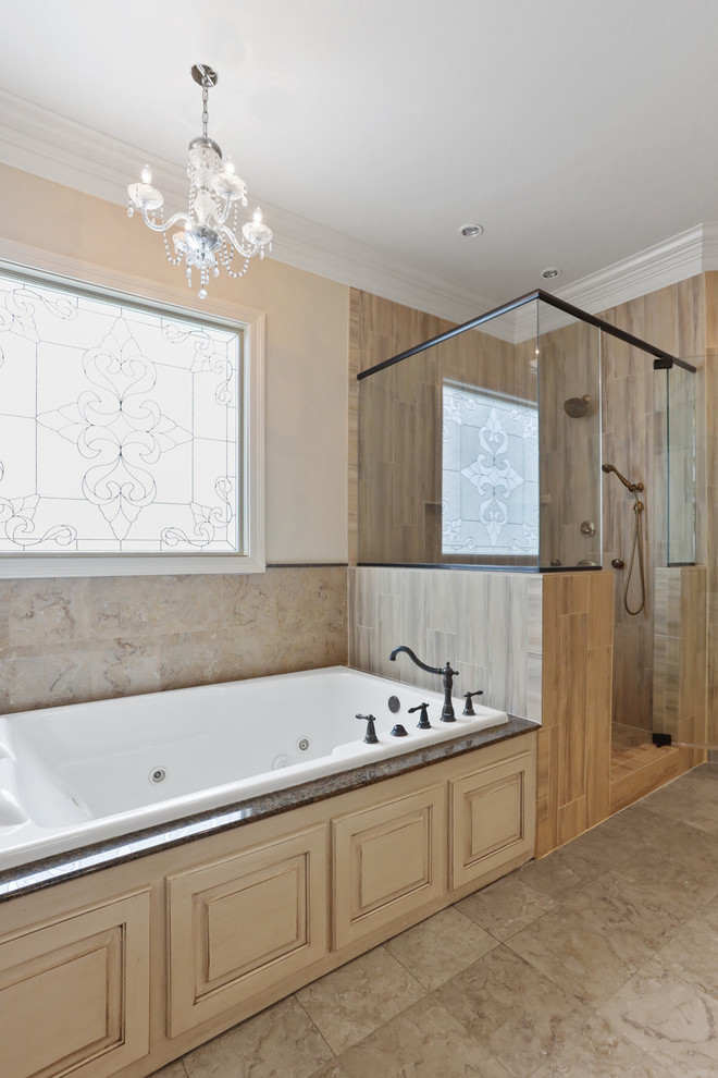 Свежая идея для дизайна: большая ванная комната в средиземноморском стиле - отличное фото интерьера