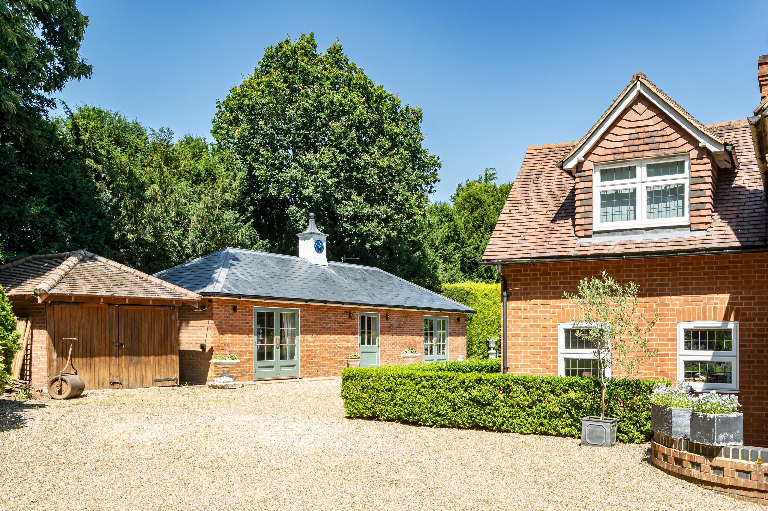 Conversion of a garage into an Annex