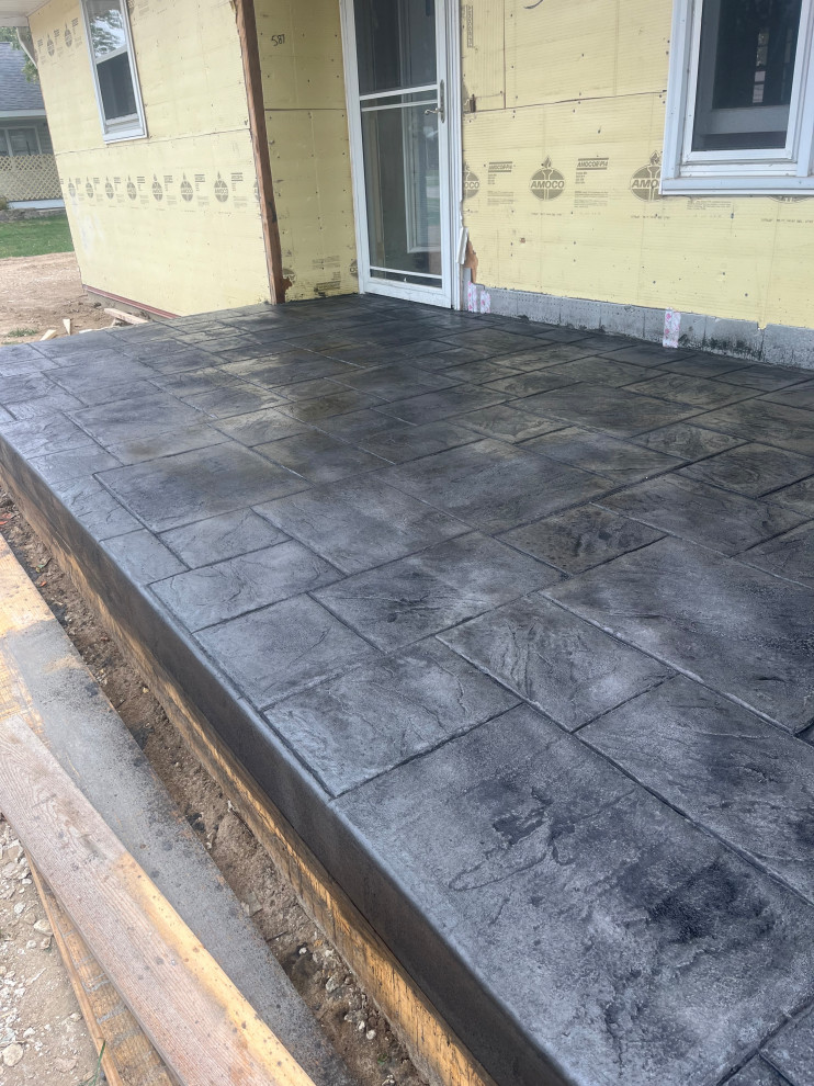Sidewalks, Porch Cap, Detached Garage w/ Office Floor