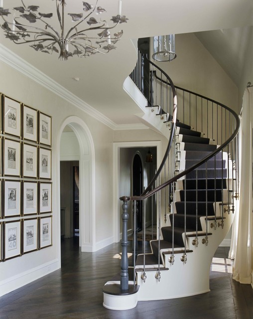 Projects traditional-staircase