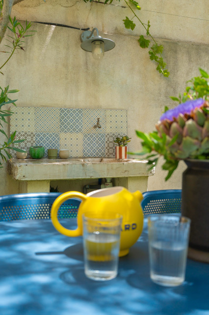 Patio mediterranean-courtyard