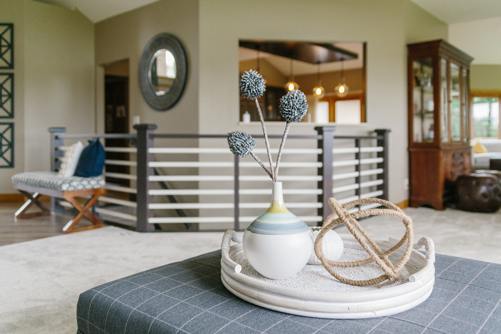 Example of a transitional living room design in Minneapolis