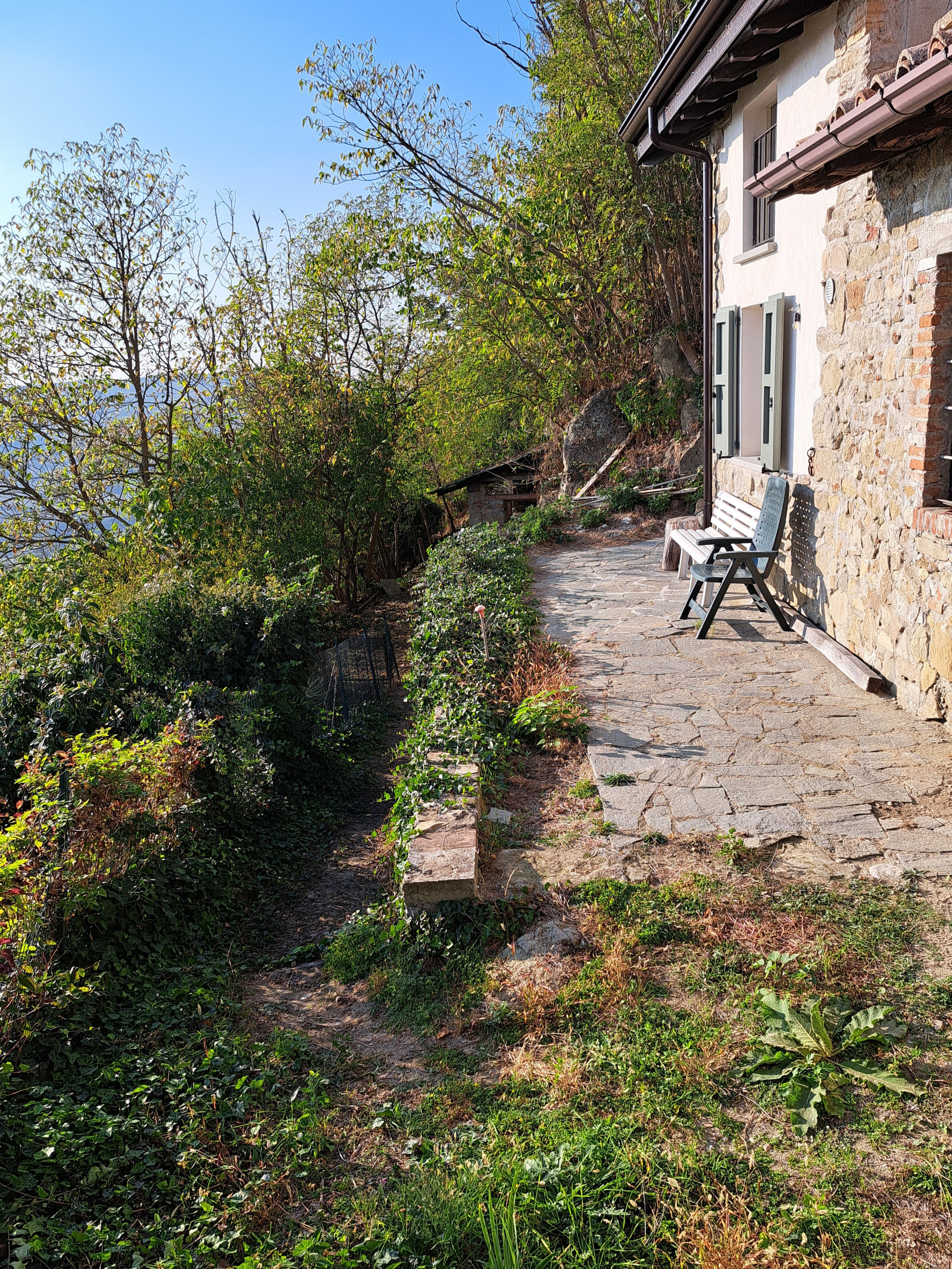 Un giardino sulle colline pavesi