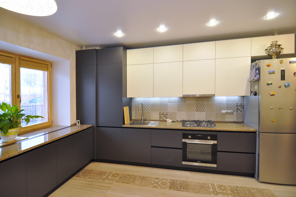 Кухня без ручек фасады Алвик