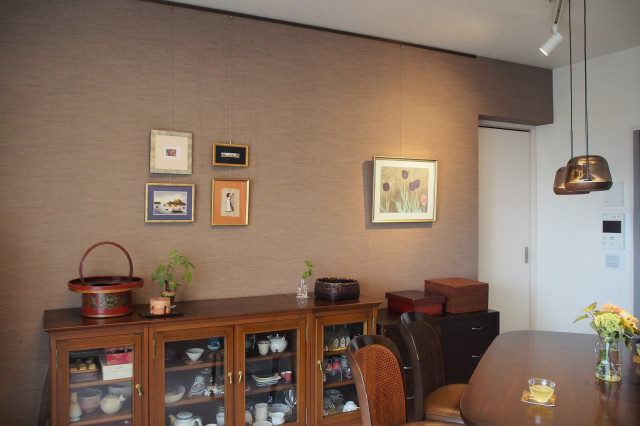 アートと間接照明で、彩りと灯りのある暮らしに moderne-japonais-salon